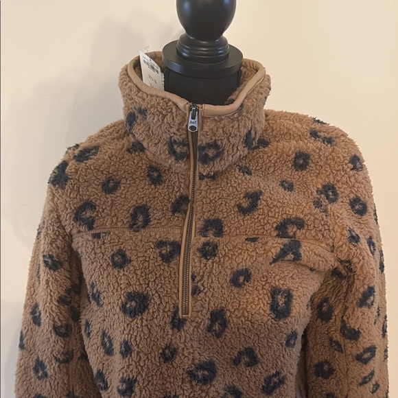 Brown Leopard Print Fleece Pullover - Picture 4 of 6